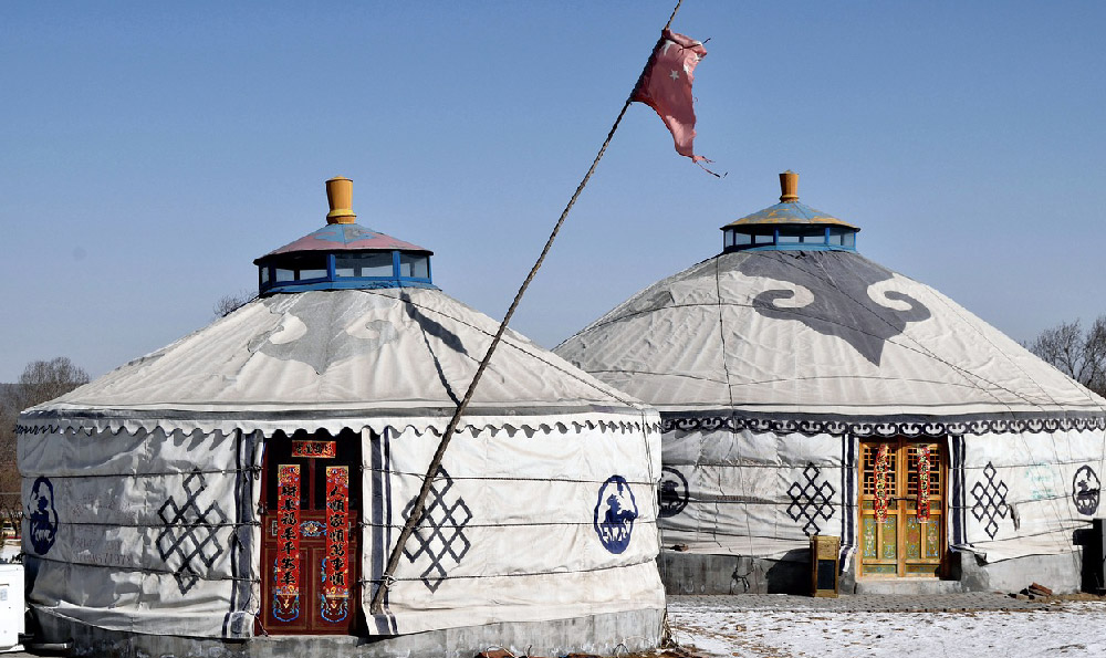 蒙古语工艺品工场：唤醒民族文化的宝藏
